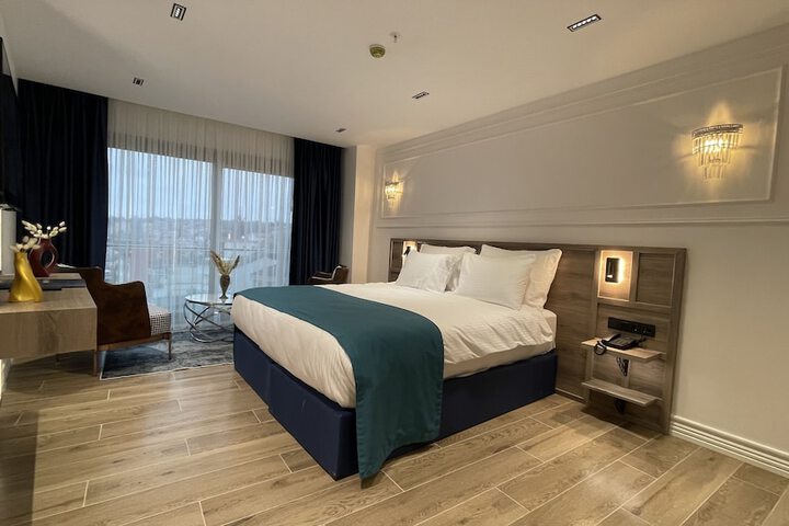 Room 20 of 127