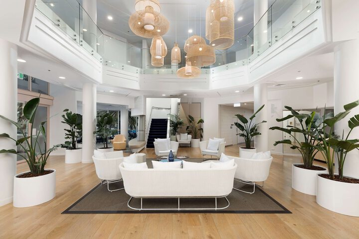 Guest Lobby