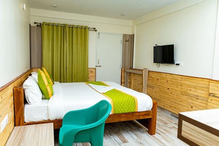 Room 15 of 50