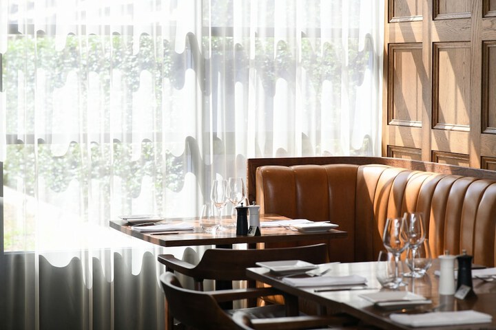 Dining 148 of 301