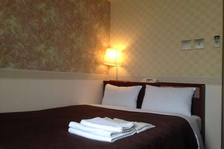 Room 35 of 52