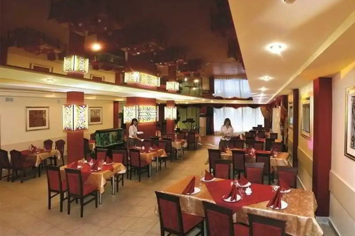 Dining 5 of 5