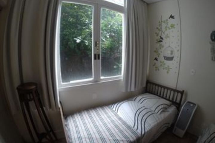 Room 16 of 51