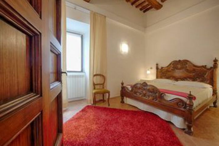 Room 11 of 39