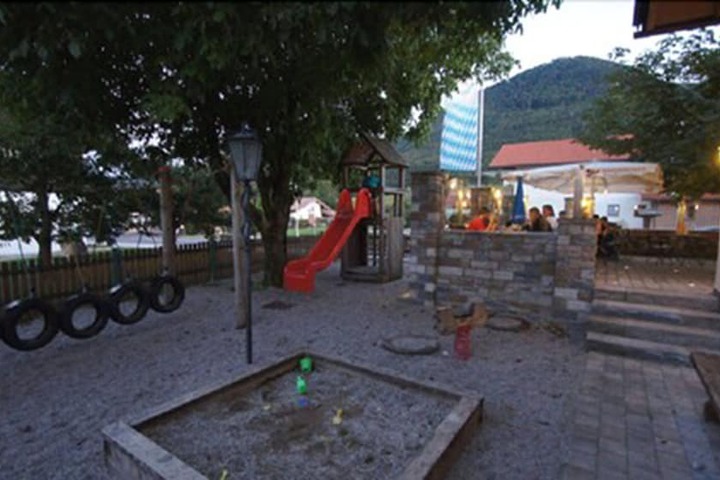 Children's play area - outdoor
