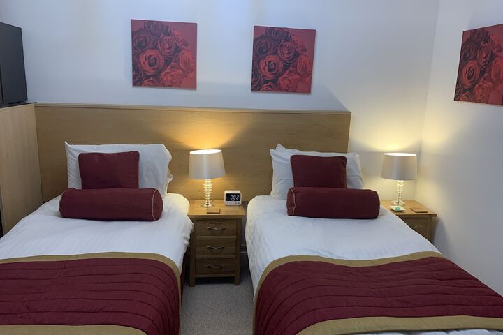 Room 15 of 80