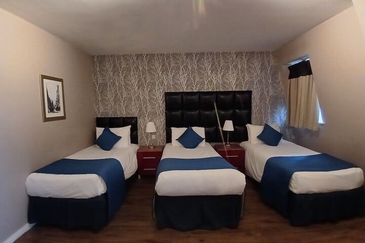 Room 122 of 182