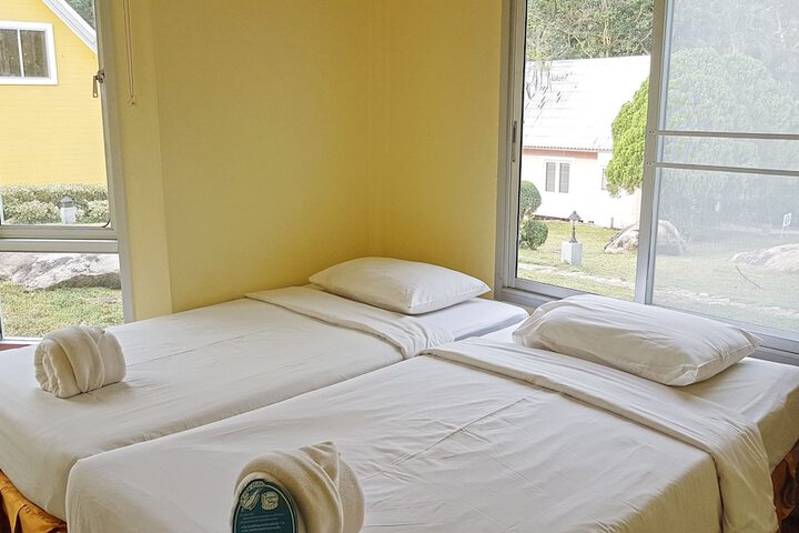 Room 98 of 194