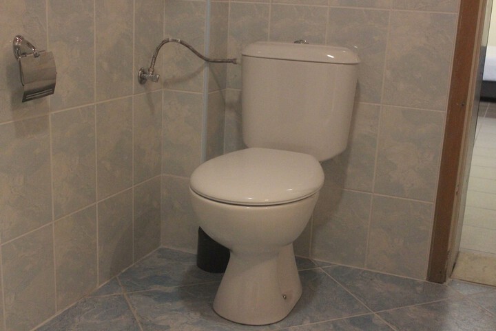Room 10 of 21