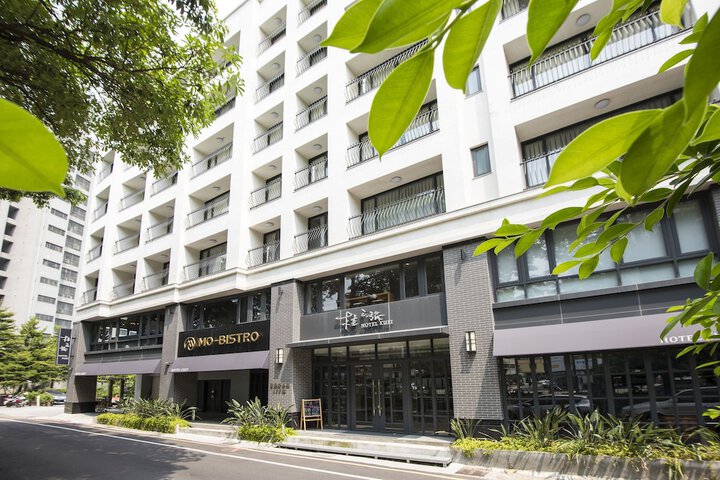 Hotel 74 of 77