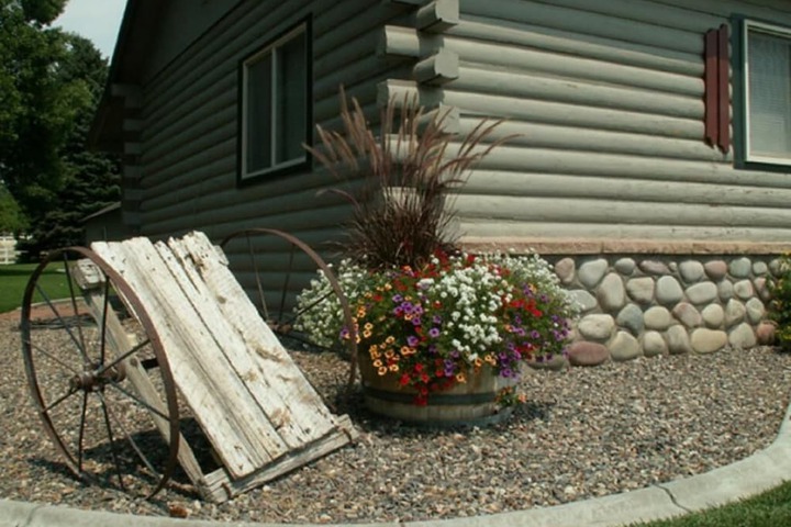 Property Grounds 10 of 15