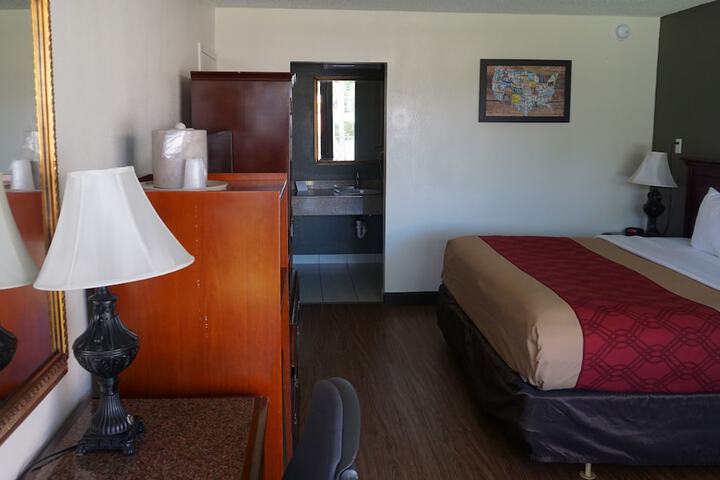 Standard King Bed Park View (4 of 8)