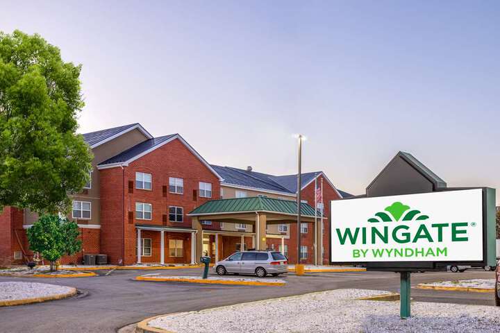 Photo of Wingate by Wyndham Waldorf / Washington (also known as Country Inn & Suites by Carlson Waldorf)