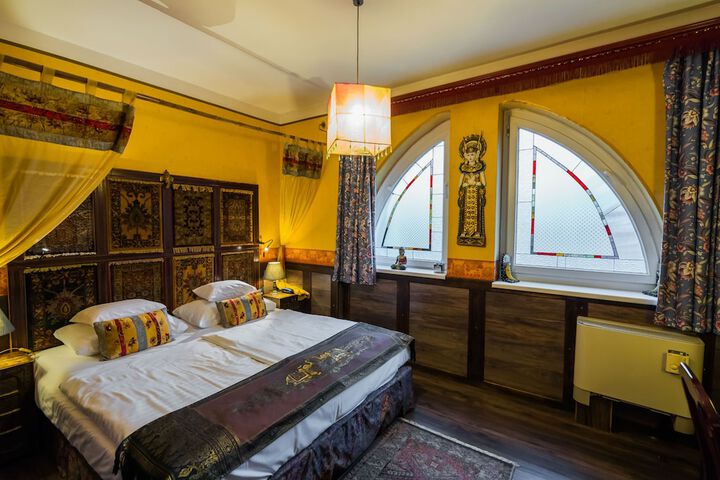 Room 21 of 70