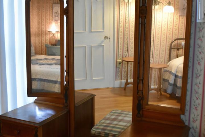 Room 18 of 64