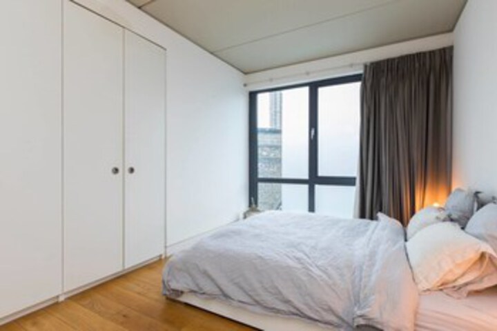 Room 4 of 20