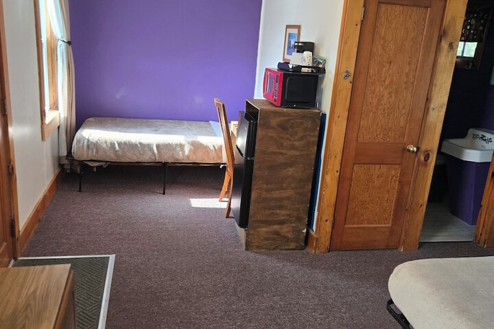 Room 14 of 69