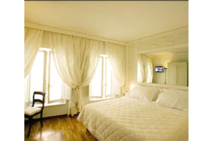 Room 17 of 61