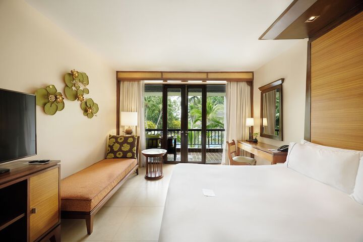 Room 45 of 151