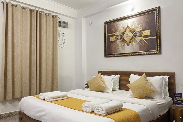 Room 14 of 23