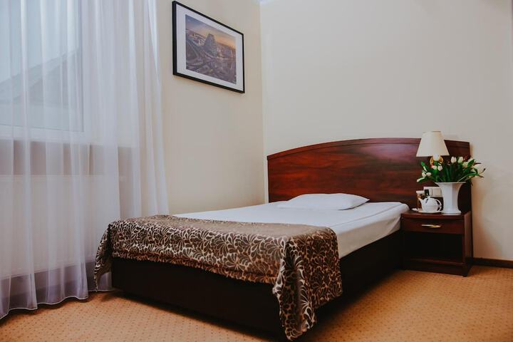 Room 12 of 51