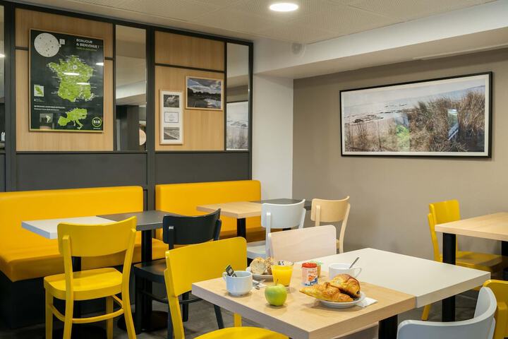 Dining Photos