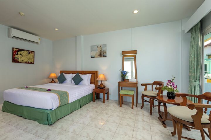 Room 20 of 95