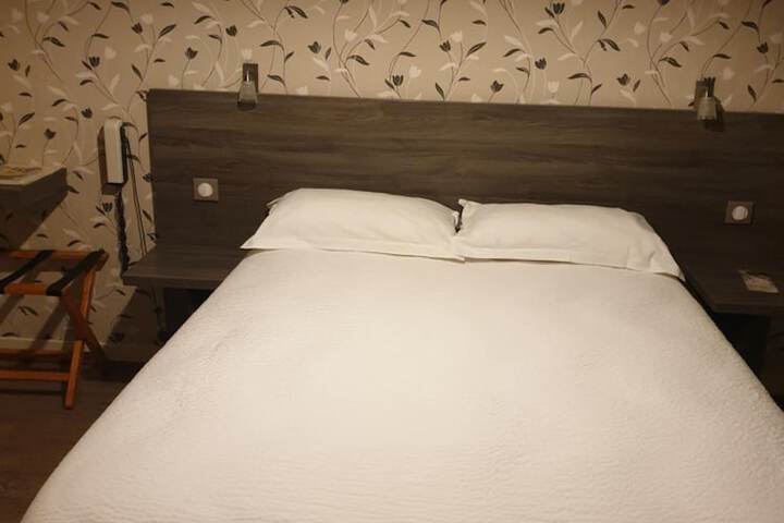 Room 12 of 64