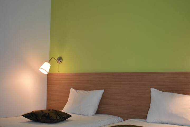 Room 6 of 20