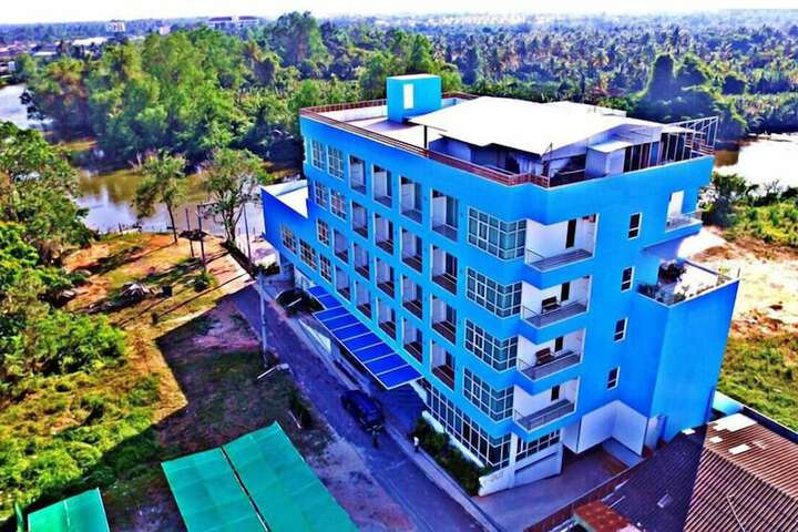 Hotel 64 of 69