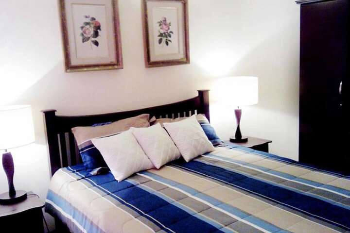 Room 13 of 25