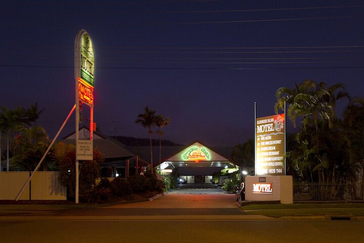 Glenmore Palms Motel
