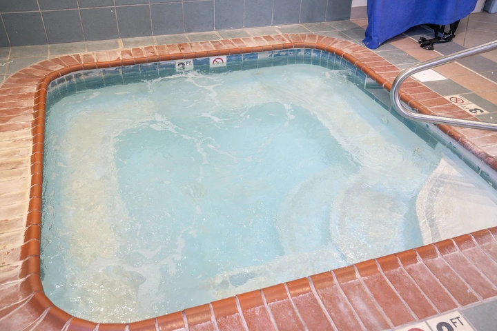 Pool 20 of 41
