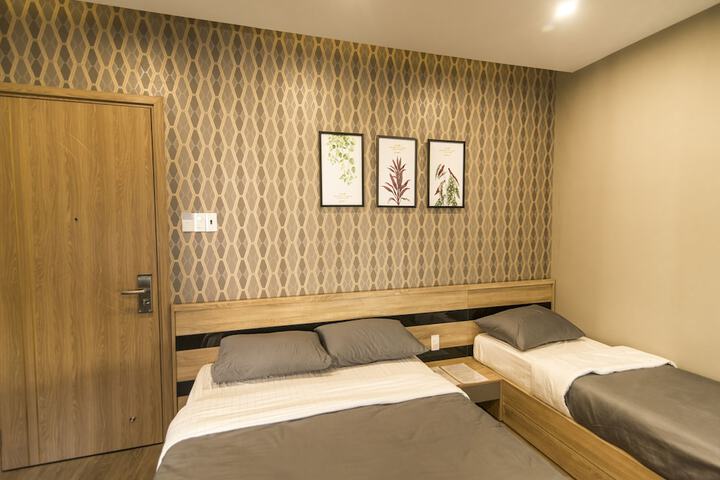 Room 17 of 41