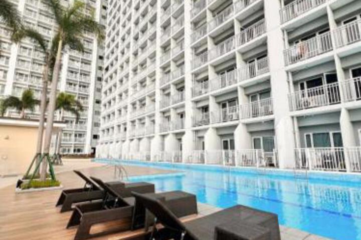 Hotel 2 of 52