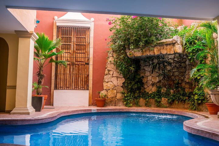 Pools & Facilities