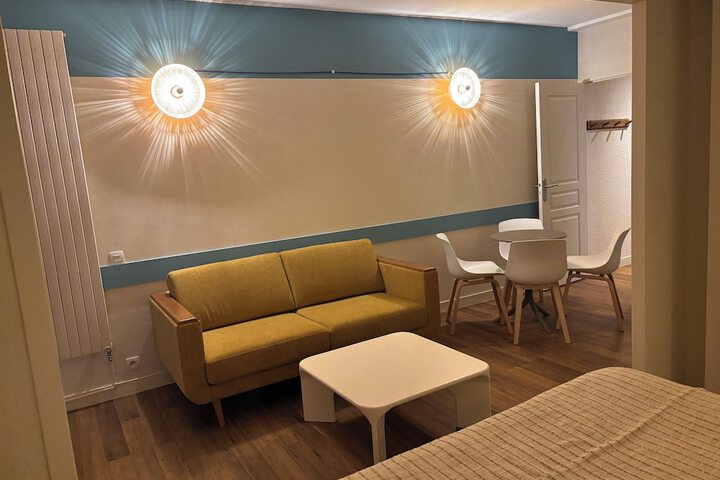Room 16 of 58