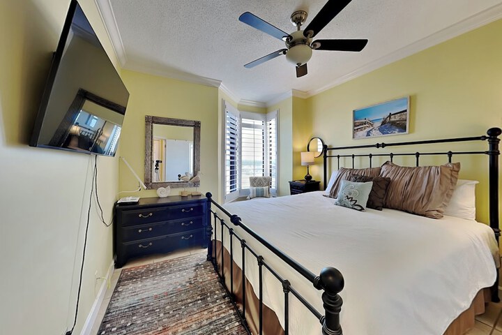 Room 16 of 27
