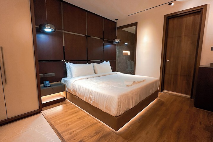 Room 65 of 101