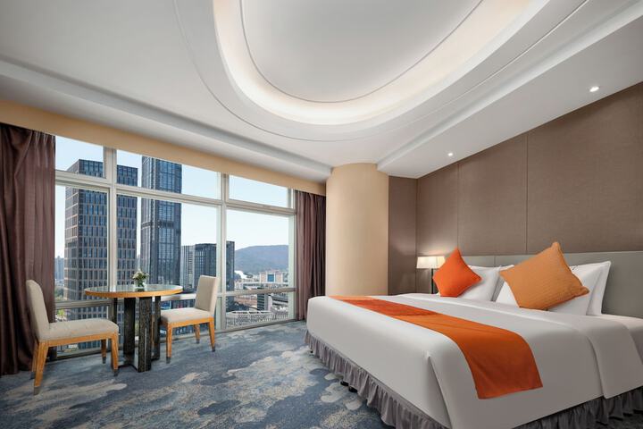Room 27 of 44