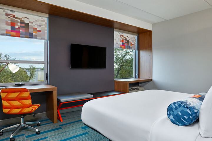 Room 46 of 59