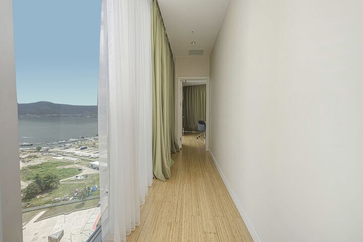 Room 38 of 204
