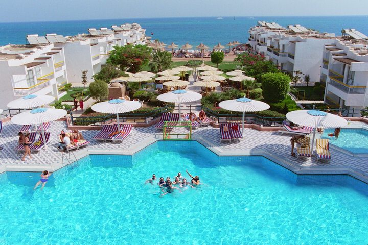 Pool Hotel