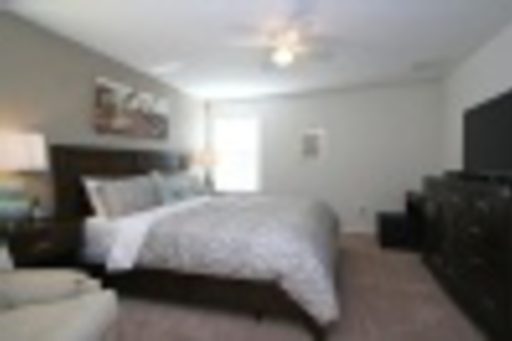 Room 40 of 299