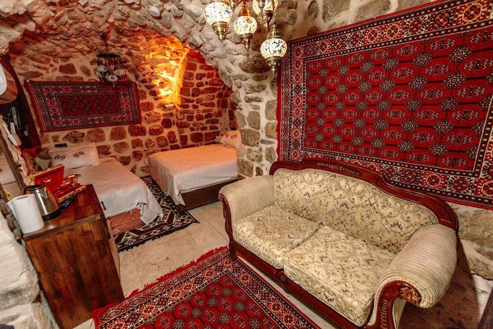 Room 2 of 54