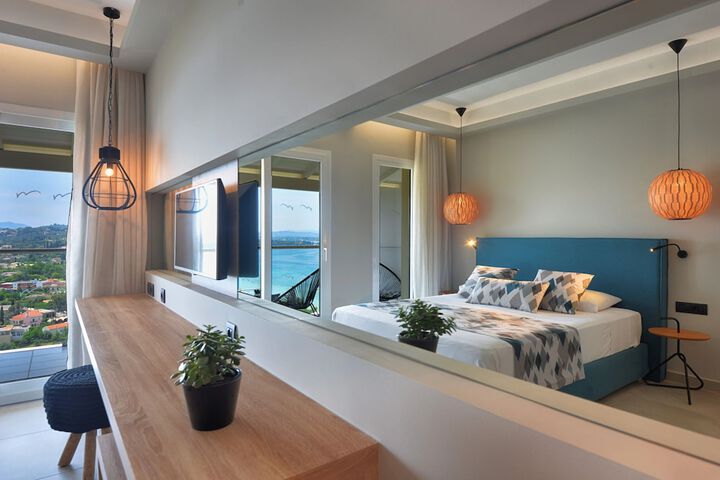 Room 12 of 72