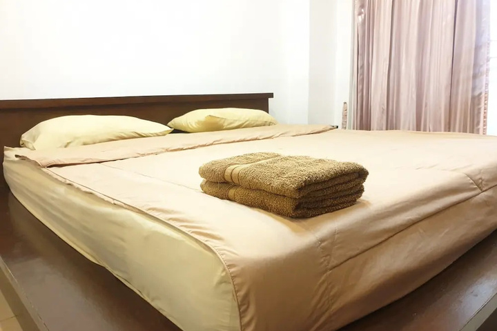 Room 3 of 28