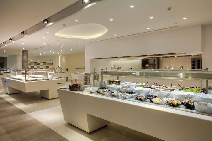 Dining 90 of 118