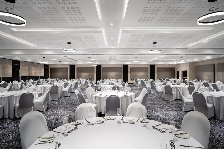 Ballroom/Hall 35 of 49