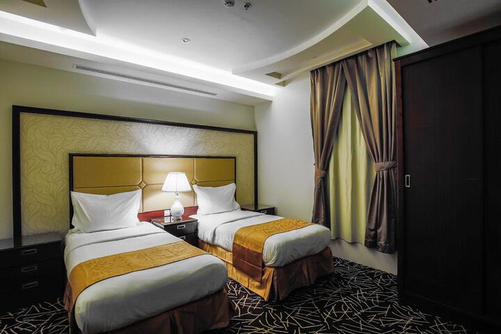 Room 84 of 130